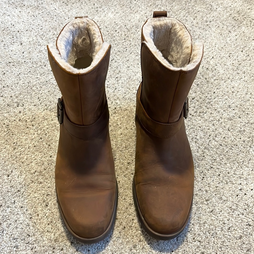 Timberland Women’s Boots. Brown. Size 8-1/2.